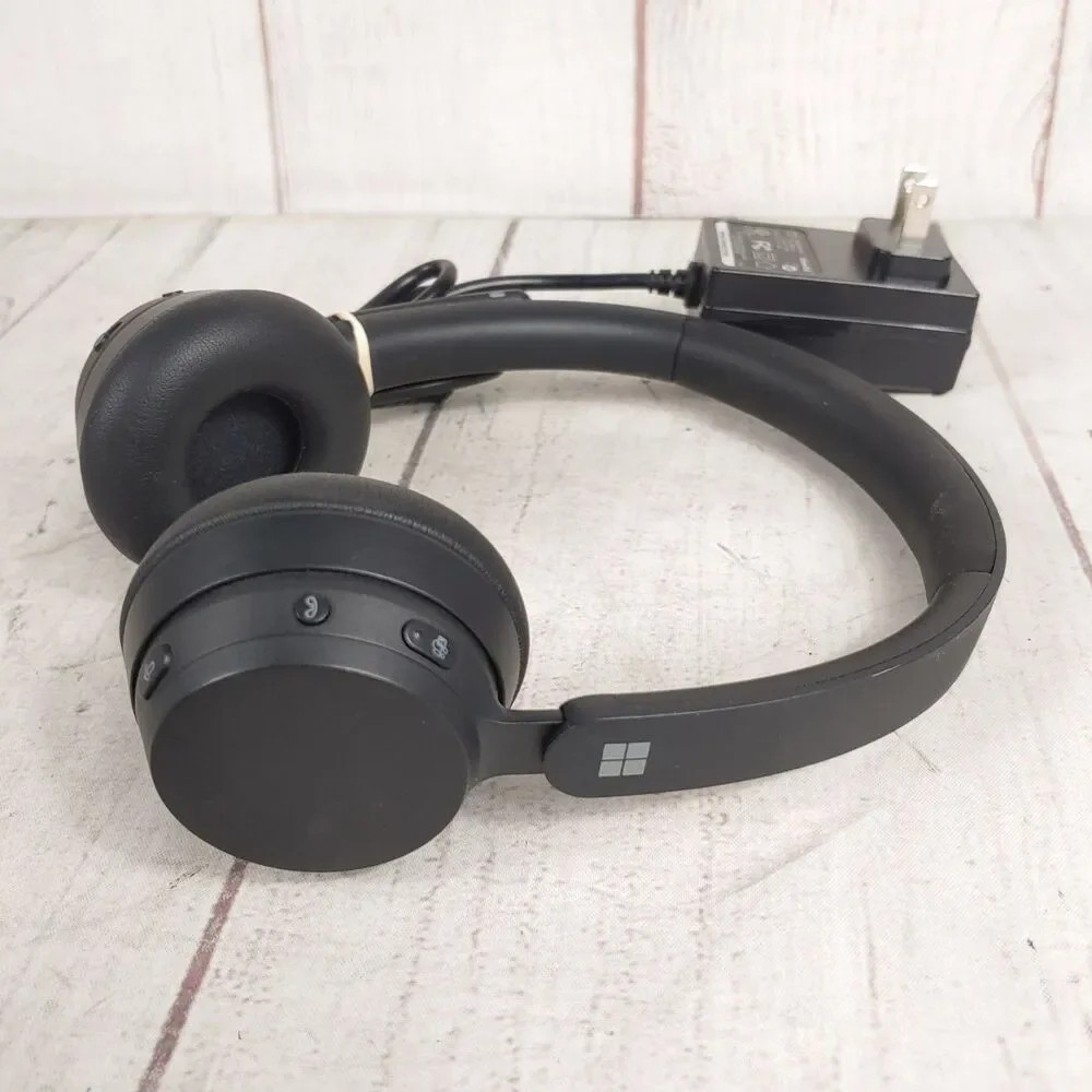 TESTED - Microsoft Modern Wireless Bluetooth Headset Mic w/ Charger - NO DONGLE